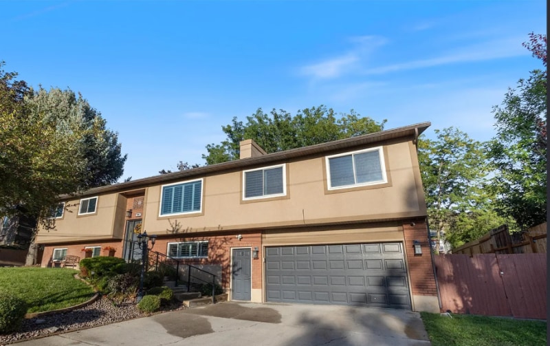 Primary Photo - 935 S 1500 E St