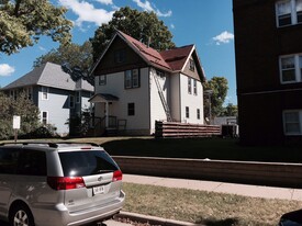 Building Photo - 1614 King St