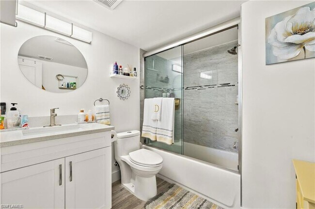 Building Photo - 1417 Chesapeake Ave