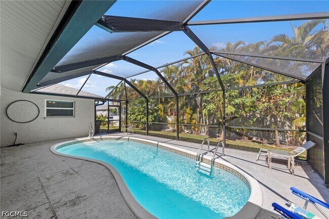 Building Photo - 2317 SW 44th Terrace