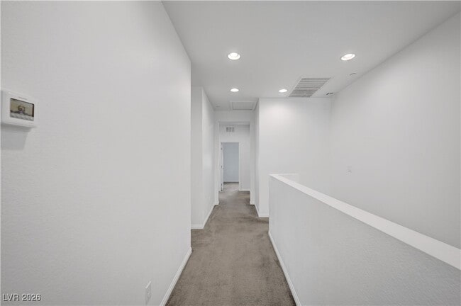 Building Photo - 985 Via Lombardi