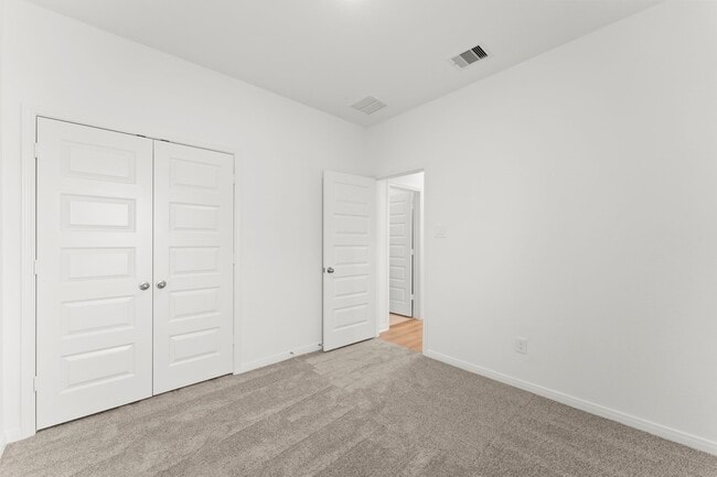 Building Photo - 11820 Whirlaway Dr