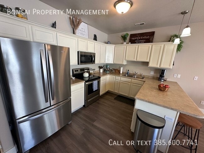 Building Photo - 1352 Stone Meadow Dr