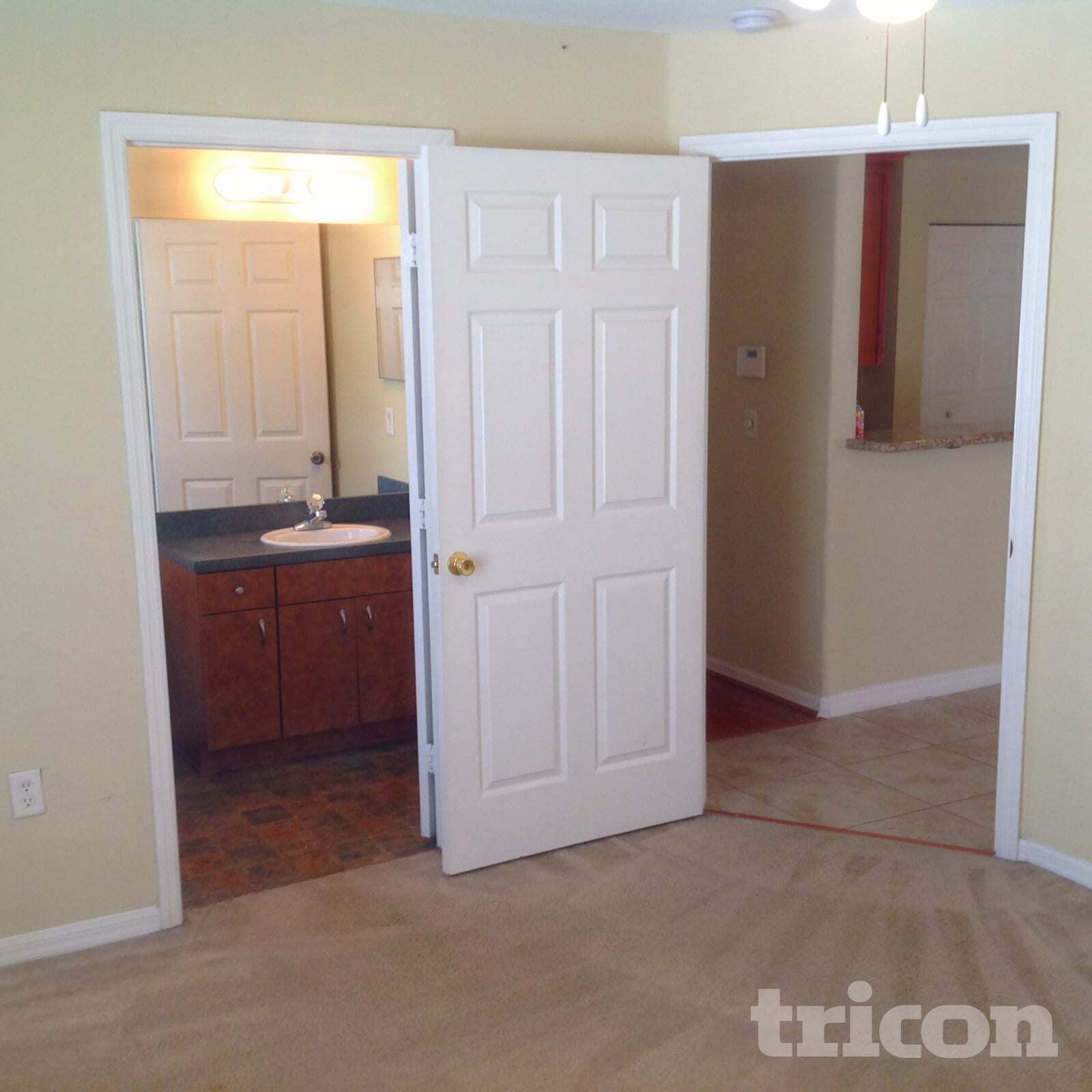 Building Photo - 10330 Summerview Cir