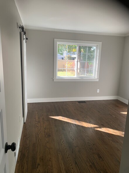 Primary Bedroom - 14103 Blue Skies St