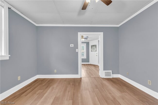 Building Photo - 72 Northfield Rd