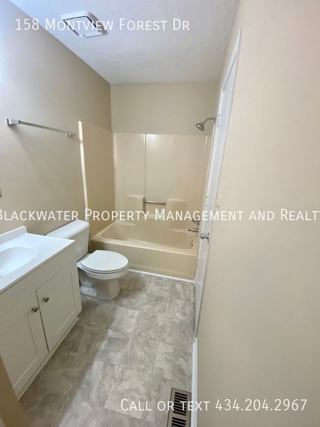 Building Photo - 158 Montview Forest Dr