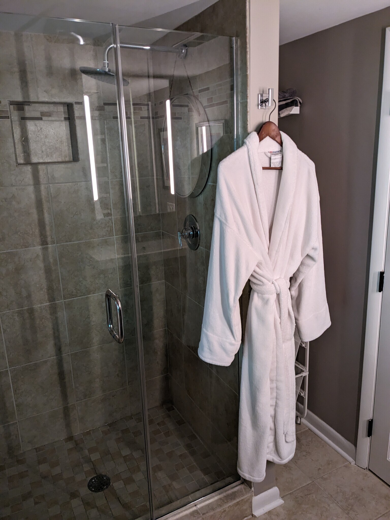 Building Photo - 314 Glendale Dr