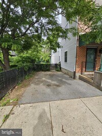 Building Photo - 1400 N Bouvier St