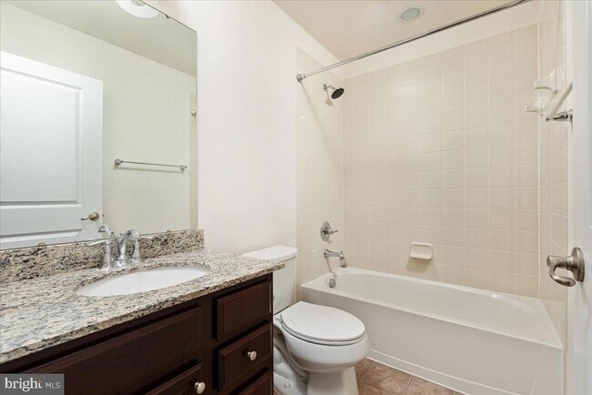 Building Photo - 139 Hornbeam Dr