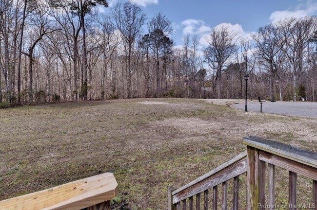 Building Photo - 104 Chanticleer Ct