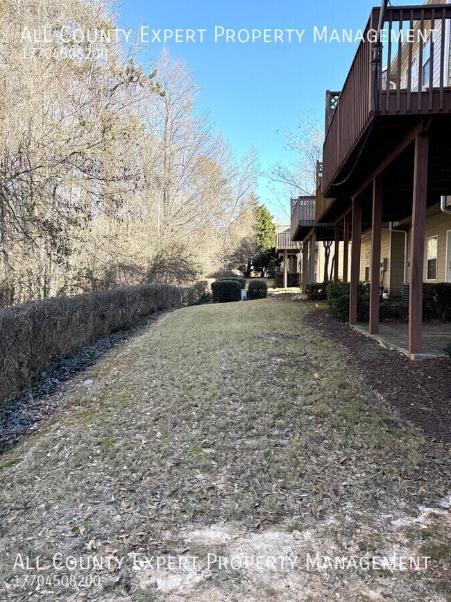 Building Photo - Wonderful Johns Creek Townhome