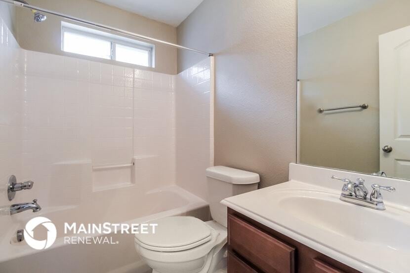 Building Photo - 217 Timber Dr