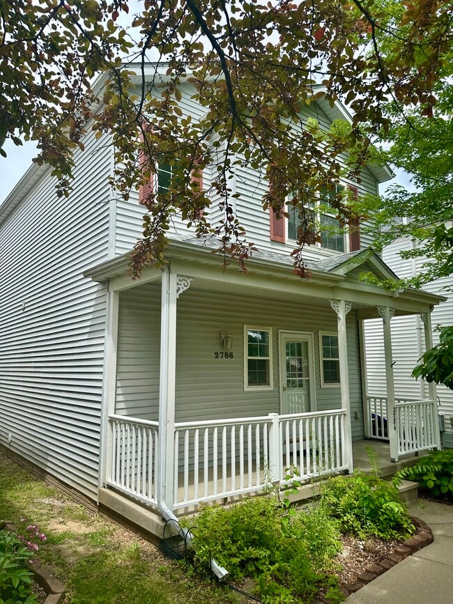 Building Photo - 2786 Irving Ave