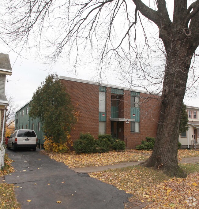 Building Photo - 109 Second North St