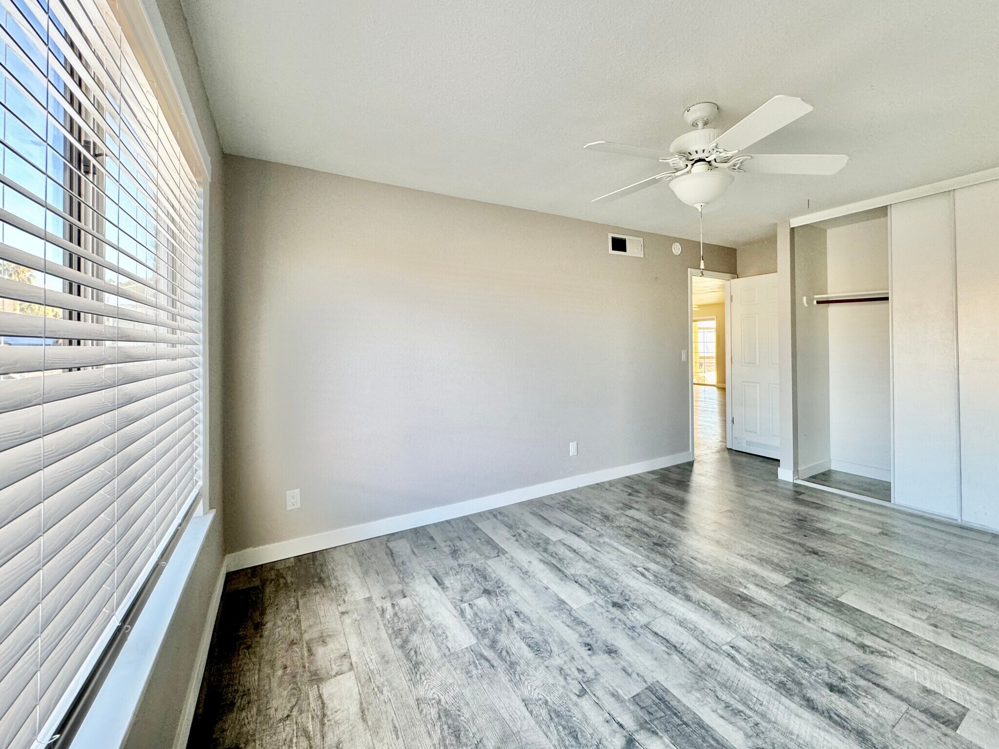 Building Photo - 3767 Kicking Horse Dr