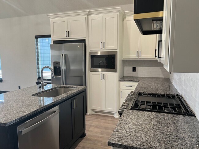 Building Photo - Signature Homes by Clearview presents this...