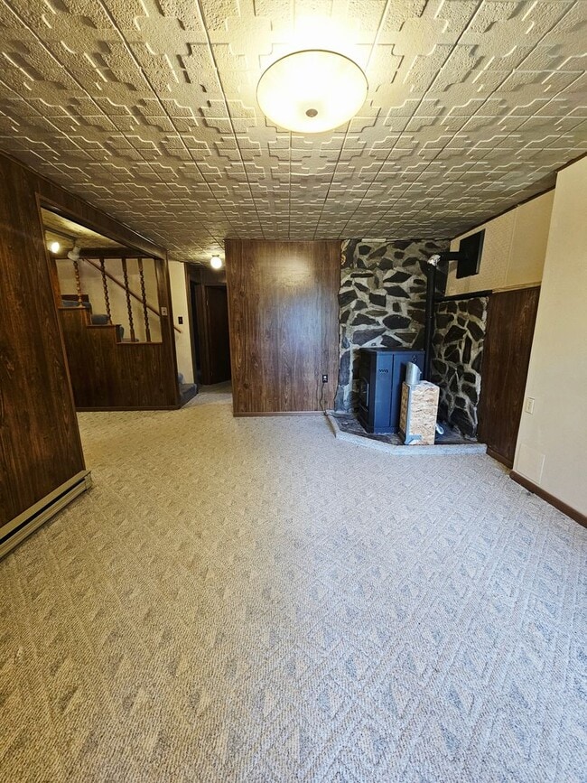 Building Photo - 908 Antares Ct