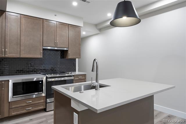 Building Photo - 3600 W 29th Ave