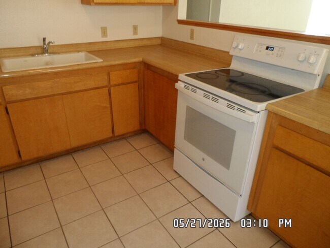 Building Photo - 25676 Flathead Rd