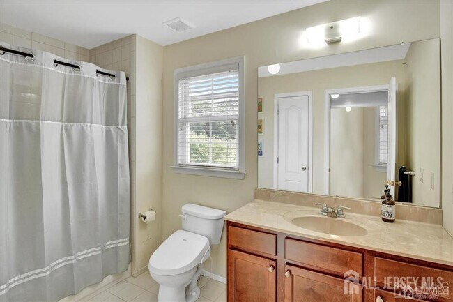 Building Photo - 90 Morgan Way