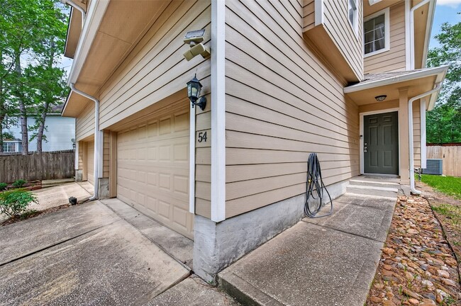 Building Photo - 54 Blue Creek Pl