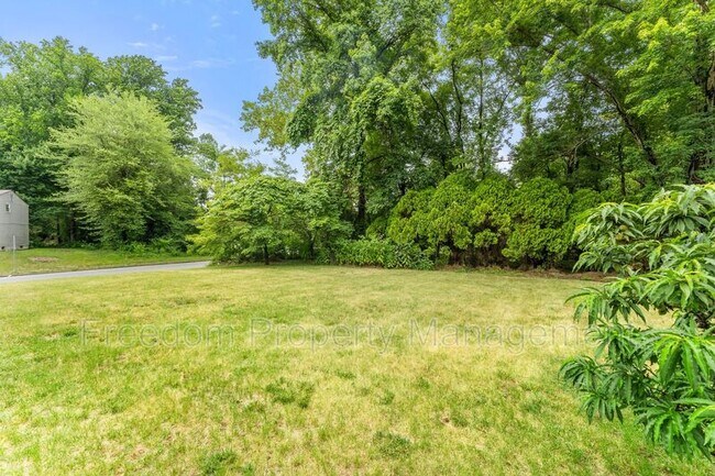 Building Photo - 2516 Tabor Ct