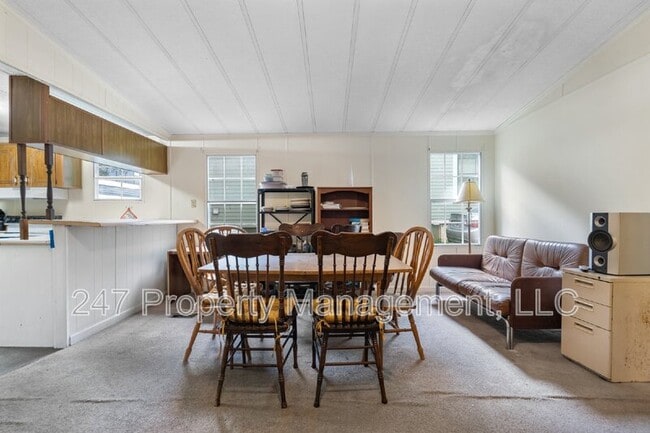 1061 Center St NW - 1061 Center St NW Atlanta GA 30318 | Apartment Finder