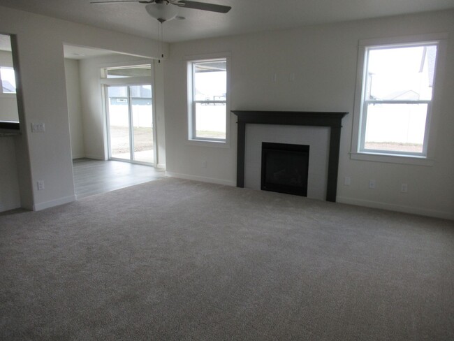 Building Photo - Beautiful  Home in Hayden
