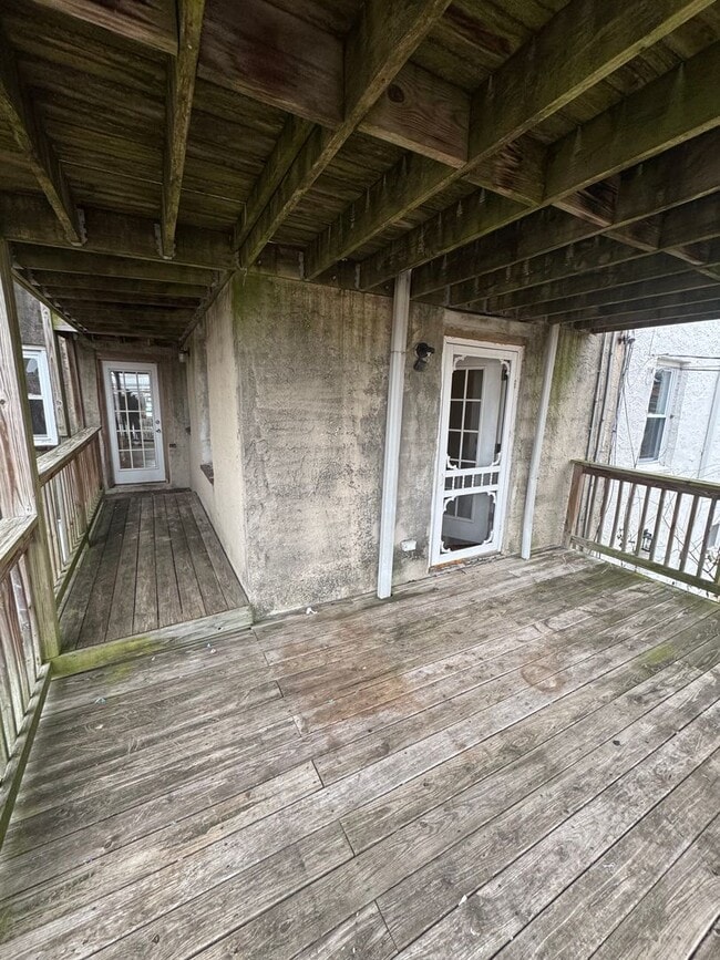 Building Photo - 311 52nd St