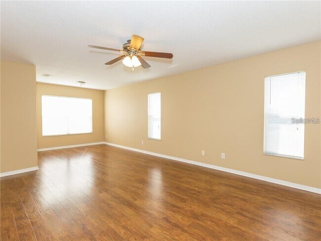 Building Photo - 173 Donner Dr