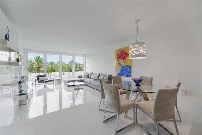 Building Photo - 10275 Collins Ave