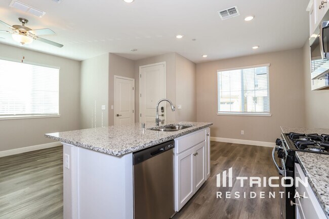 Building Photo - 2659 Miller Run Ln