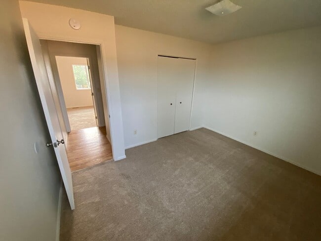 Building Photo - Family Style Home In The Coveted Marsten Neighborhood!