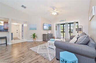 Building Photo - 8171 S Woods Cir