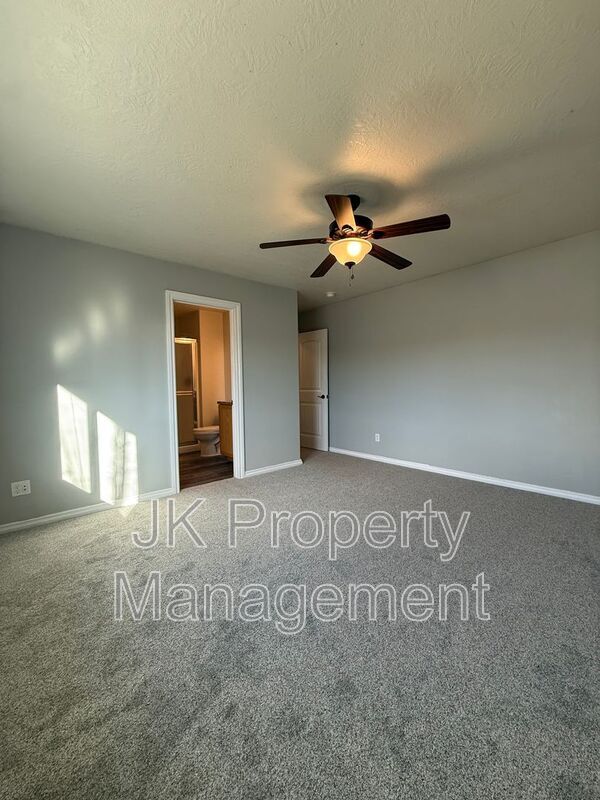 Building Photo - 716 49th St N