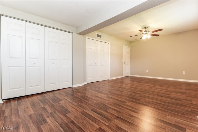 Building Photo - 1450 Mandel Rd