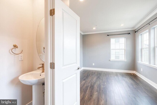 Building Photo - 2006 Ivory Brook Rd