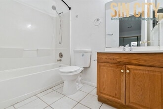 Building Photo - "Charming 1-Bed Condo Retreat in Las Vegas – Perfect Comfort in 599 Sq Ft!"