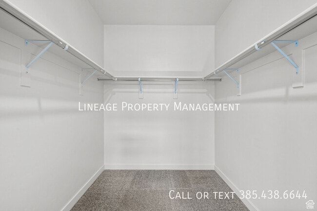 Building Photo - 15524 Trumpet Ln