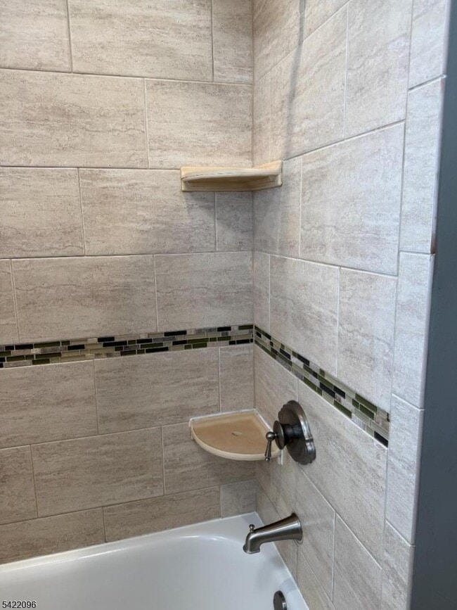 Building Photo - 518 Downer St