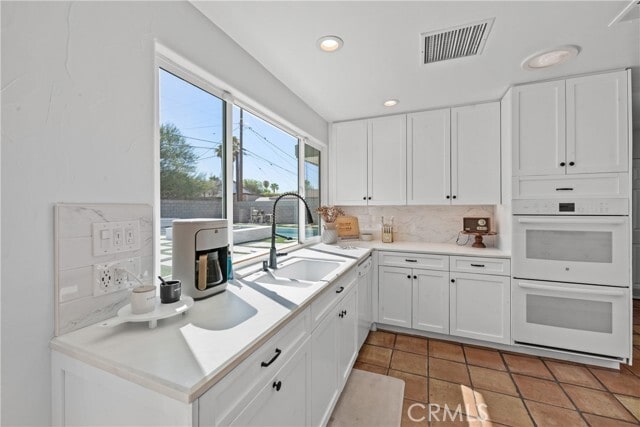 Building Photo - 642 S Mountain View Dr