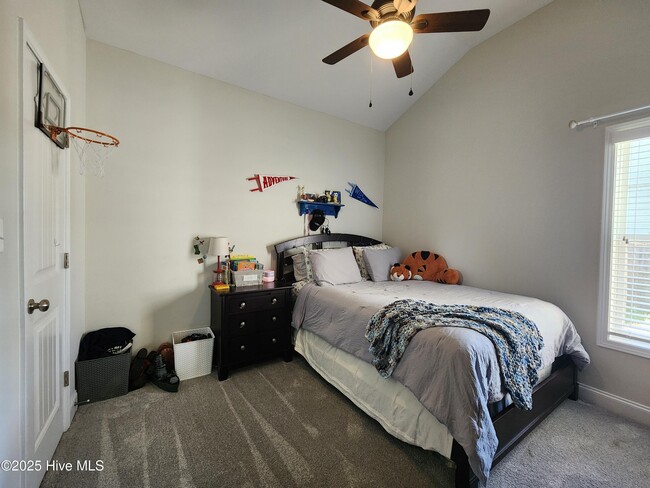 Building Photo - 416 Wolfe Ln