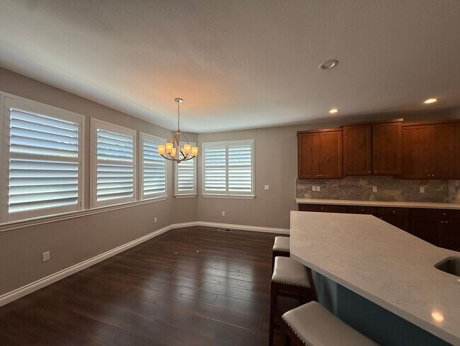 Building Photo - 1317 Cedar Creek Cir