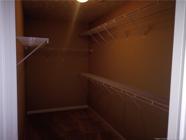 Building Photo - 6031 Geranium Dr