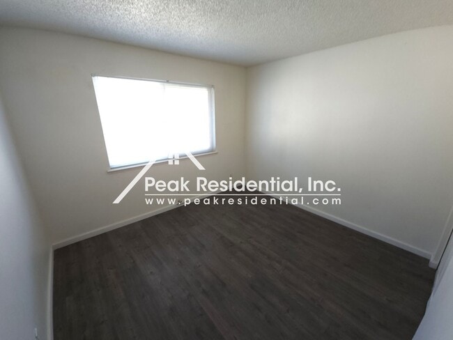 Building Photo - 41 La Fresa Ct
