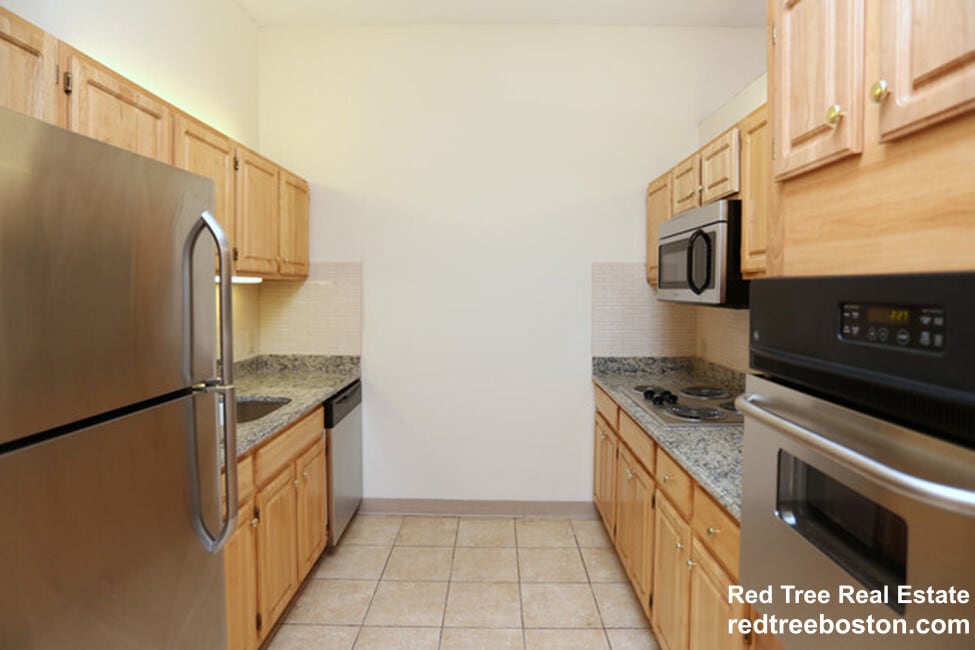 Building Photo - 1079 Commonwealth Ave