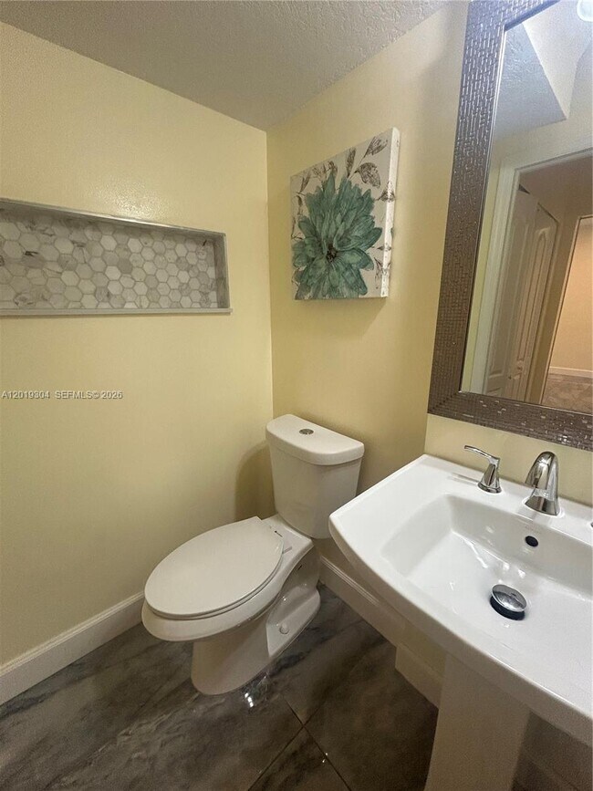 Building Photo - 254 Riverwalk Cir