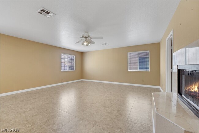 Building Photo - 815 Stillwater Ln