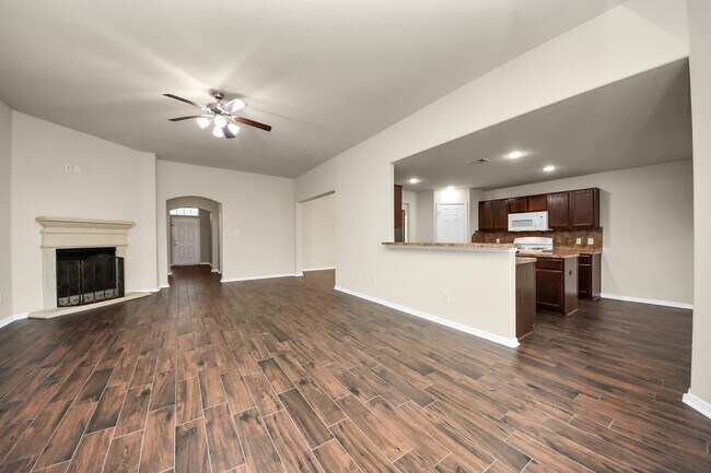 Building Photo - 6802 Level Pond Ln